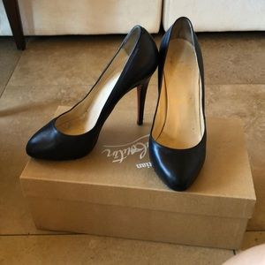 Louboutin Black geeks!